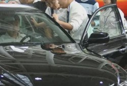 汽车最新事件爆料,揭秘最新事件爆料背后的秘密