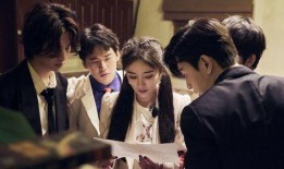 吃瓜两个人娱乐圈,揭秘明星幕后故事