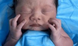 婴儿出生视频在线观看,温馨在线观看婴儿出生视频回顾