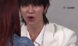 化妆师爆料徐明浩视频,化妆师亲述化妆师与偶像的互动瞬间