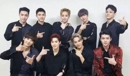 娱乐大爆料exo,EXO成员们的幕后故事与精彩瞬间