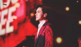 易烊千玺韩国爆料视频大全,揭秘明星幕后趣事